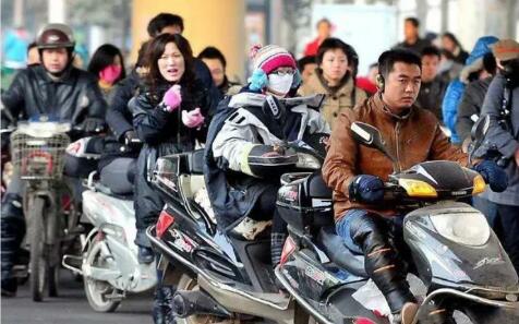 騎電動車也要考駕照了？！明年4月正式實施，違